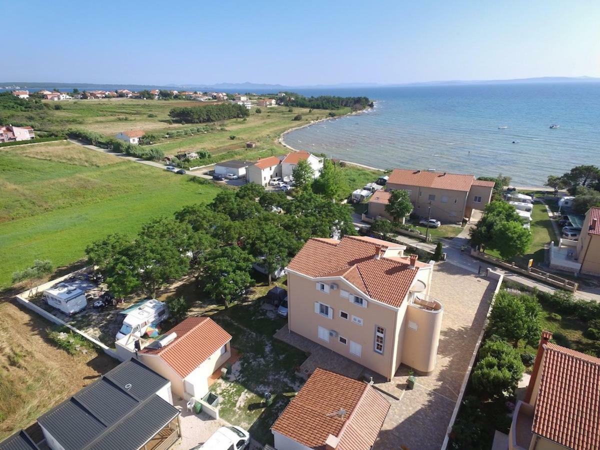 Apartments Medanic - Private Pool Privlaka  Exterior photo