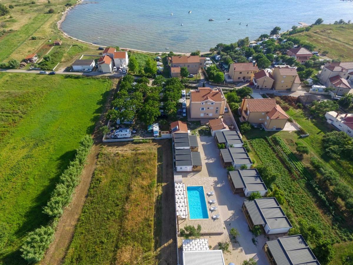 Apartments Medanic - Private Pool Privlaka  Exterior photo